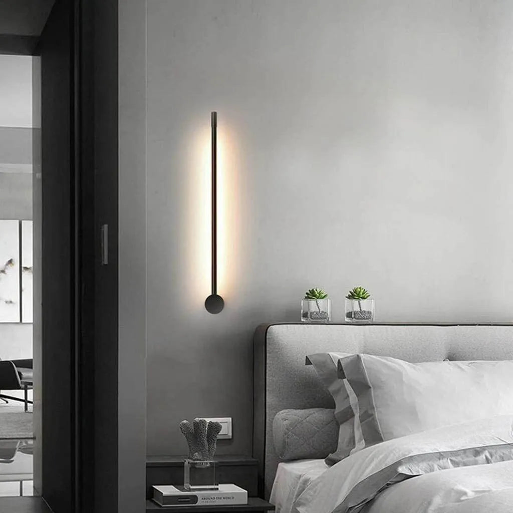 Creative Sleek Rod LED Wall Lamp by Gloss (B816)